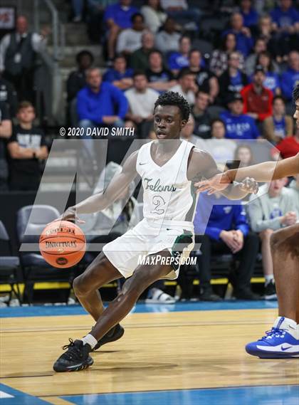 Thumbnail 1 in Liberty vs. Staley (MSHSAA Class 5 Sectional) photogallery.