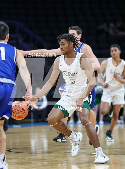 Thumbnail 3 in Liberty vs. Staley (MSHSAA Class 5 Sectional) photogallery.