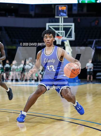 Thumbnail 2 in Liberty vs. Staley (MSHSAA Class 5 Sectional) photogallery.