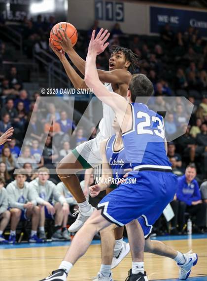 Thumbnail 2 in Liberty vs. Staley (MSHSAA Class 5 Sectional) photogallery.