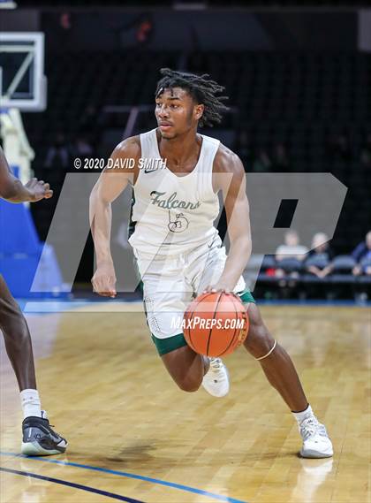 Thumbnail 1 in Liberty vs. Staley (MSHSAA Class 5 Sectional) photogallery.