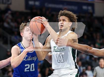 Thumbnail 2 in Liberty vs. Staley (MSHSAA Class 5 Sectional) photogallery.