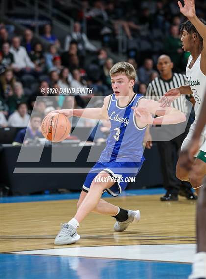 Thumbnail 1 in Liberty vs. Staley (MSHSAA Class 5 Sectional) photogallery.