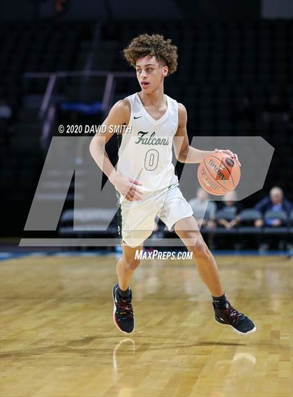 Thumbnail 1 in Liberty vs. Staley (MSHSAA Class 5 Sectional) photogallery.