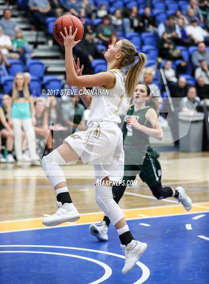 Thumbnail 3 in Hillcrest vs Maple Mountain (UHSAA 1st Round) photogallery.