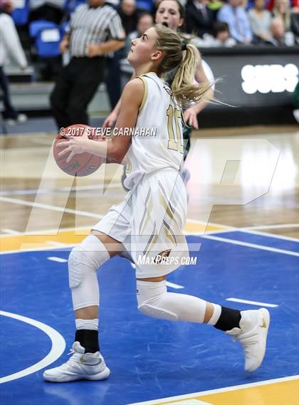Thumbnail 3 in Hillcrest vs Maple Mountain (UHSAA 1st Round) photogallery.
