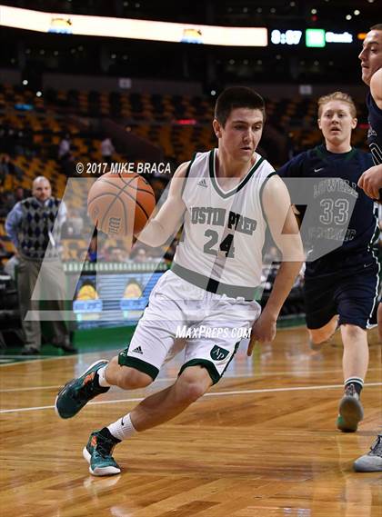 Thumbnail 2 in Lowell Catholic vs. Austin Prep (Good Sports Invitational) photogallery.