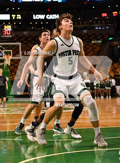 Thumbnail 2 in Lowell Catholic vs. Austin Prep (Good Sports Invitational) photogallery.