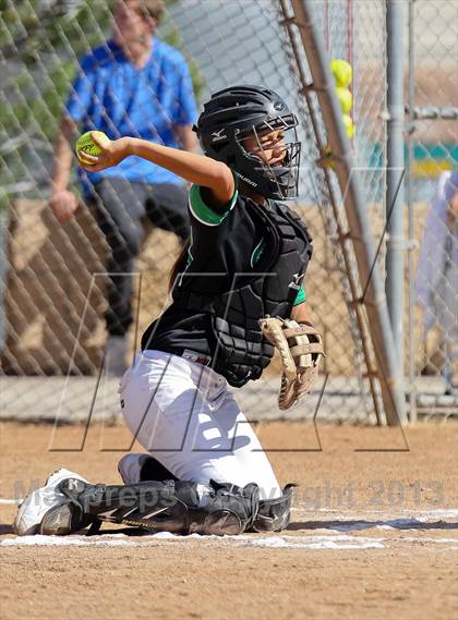 Thumbnail 3 in Granada Hills @ Valencia photogallery.