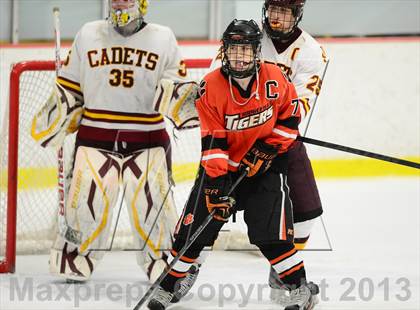 Thumbnail 2 in Ridgefield vs. St. Joseph (FCIAC Final) photogallery.