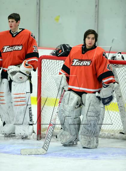 Thumbnail 2 in Ridgefield vs. St. Joseph (FCIAC Final) photogallery.