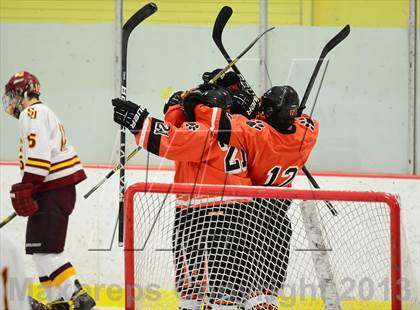 Thumbnail 1 in Ridgefield vs. St. Joseph (FCIAC Final) photogallery.