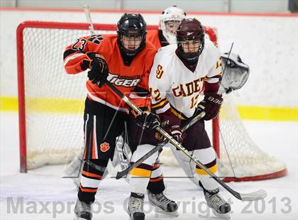 Thumbnail 2 in Ridgefield vs. St. Joseph (FCIAC Final) photogallery.