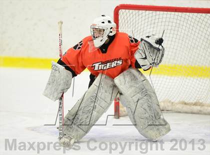 Thumbnail 2 in Ridgefield vs. St. Joseph (FCIAC Final) photogallery.