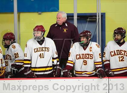Thumbnail 1 in Ridgefield vs. St. Joseph (FCIAC Final) photogallery.
