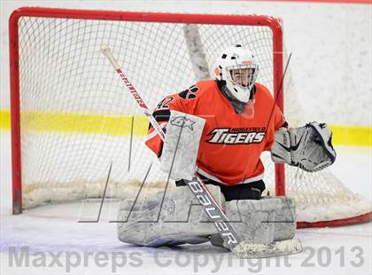 Thumbnail 2 in Ridgefield vs. St. Joseph (FCIAC Final) photogallery.