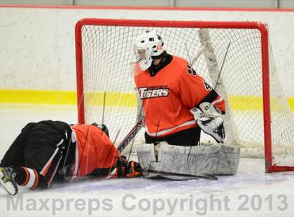 Thumbnail 1 in Ridgefield vs. St. Joseph (FCIAC Final) photogallery.