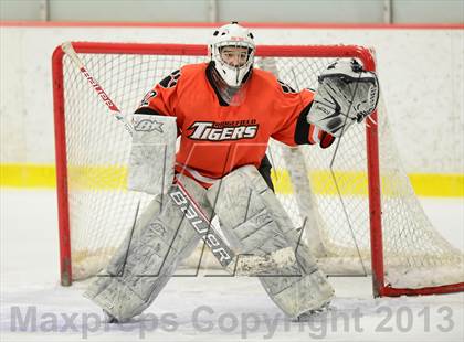 Thumbnail 3 in Ridgefield vs. St. Joseph (FCIAC Final) photogallery.