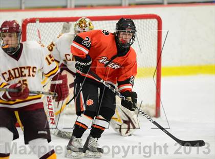 Thumbnail 1 in Ridgefield vs. St. Joseph (FCIAC Final) photogallery.