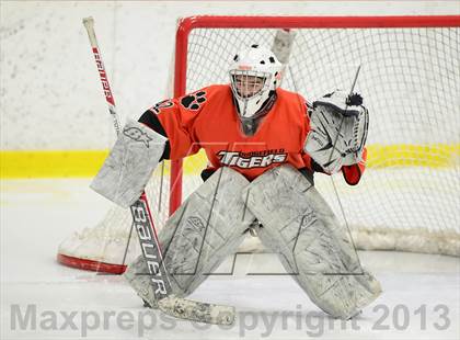 Thumbnail 1 in Ridgefield vs. St. Joseph (FCIAC Final) photogallery.