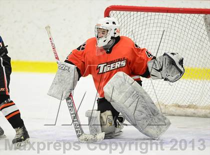Thumbnail 1 in Ridgefield vs. St. Joseph (FCIAC Final) photogallery.