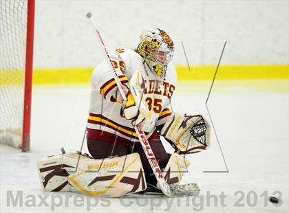Thumbnail 3 in Ridgefield vs. St. Joseph (FCIAC Final) photogallery.