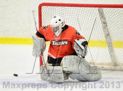 Thumbnail 1 in Ridgefield vs. St. Joseph (FCIAC Final) photogallery.