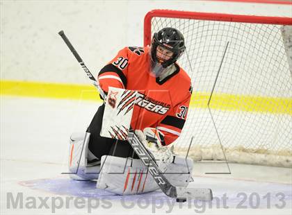 Thumbnail 1 in Ridgefield vs. St. Joseph (FCIAC Final) photogallery.