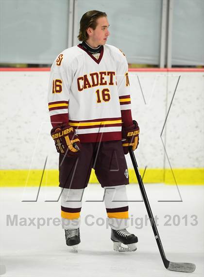 Thumbnail 1 in Ridgefield vs. St. Joseph (FCIAC Final) photogallery.