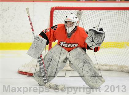 Thumbnail 1 in Ridgefield vs. St. Joseph (FCIAC Final) photogallery.