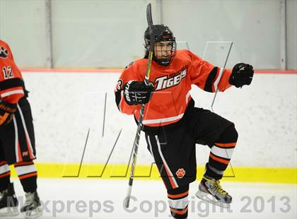 Thumbnail 1 in Ridgefield vs. St. Joseph (FCIAC Final) photogallery.
