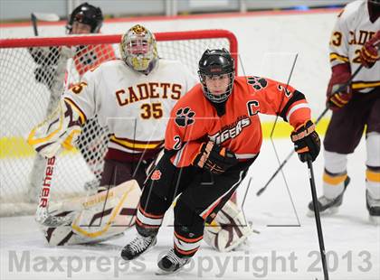 Thumbnail 1 in Ridgefield vs. St. Joseph (FCIAC Final) photogallery.