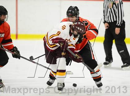 Thumbnail 1 in Ridgefield vs. St. Joseph (FCIAC Final) photogallery.