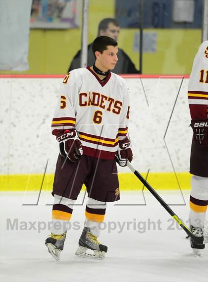 Thumbnail 3 in Ridgefield vs. St. Joseph (FCIAC Final) photogallery.