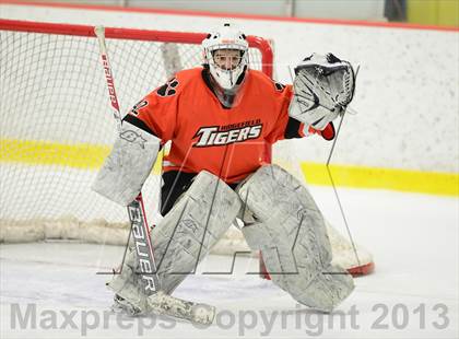 Thumbnail 1 in Ridgefield vs. St. Joseph (FCIAC Final) photogallery.
