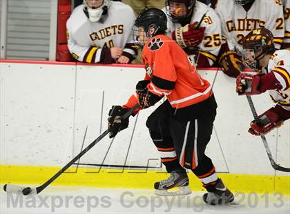 Thumbnail 2 in Ridgefield vs. St. Joseph (FCIAC Final) photogallery.