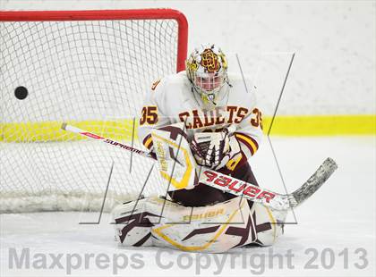 Thumbnail 3 in Ridgefield vs. St. Joseph (FCIAC Final) photogallery.