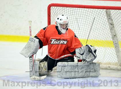 Thumbnail 1 in Ridgefield vs. St. Joseph (FCIAC Final) photogallery.