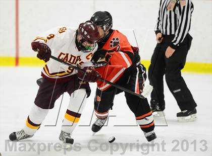 Thumbnail 3 in Ridgefield vs. St. Joseph (FCIAC Final) photogallery.