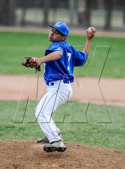 Thumbnail 3 in Questa @ Santa Fe Prep photogallery.
