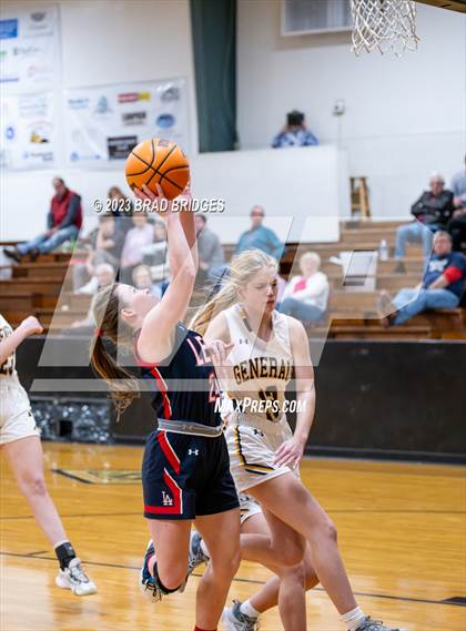 Thumbnail 3 in Leake Academy vs. Washington photogallery.