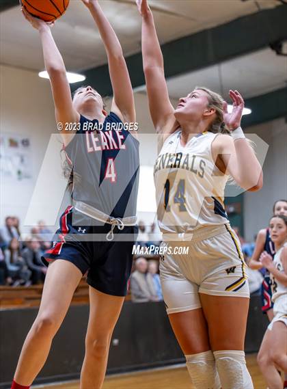 Thumbnail 3 in Leake Academy vs. Washington photogallery.