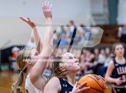 Thumbnail 3 in Leake Academy vs. Washington photogallery.