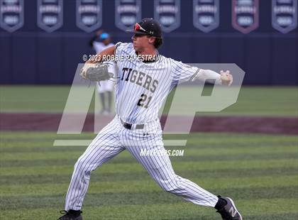 Thumbnail 3 in Rockwall vs. Mansfield (UIL 6A Area Playoff) photogallery.