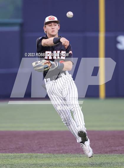 Thumbnail 3 in Rockwall vs. Mansfield (UIL 6A Area Playoff) photogallery.