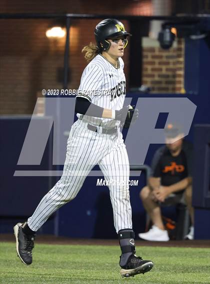 Thumbnail 3 in Rockwall vs. Mansfield (UIL 6A Area Playoff) photogallery.