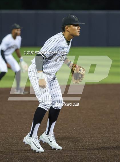 Thumbnail 1 in Rockwall vs. Mansfield (UIL 6A Area Playoff) photogallery.