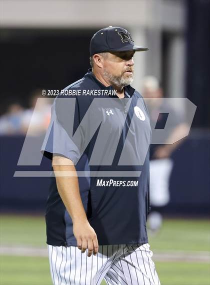 Thumbnail 1 in Rockwall vs. Mansfield (UIL 6A Area Playoff) photogallery.