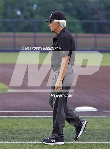 Thumbnail 2 in Rockwall vs. Mansfield (UIL 6A Area Playoff) photogallery.