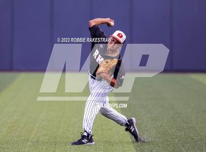 Thumbnail 1 in Rockwall vs. Mansfield (UIL 6A Area Playoff) photogallery.